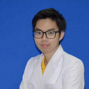 นายแพทย์ จักรกฤษณ์  เหลืองอร่าม