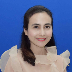 แพทย์หญิง กฤตยา ณ เพ็ชรวิจารณ์