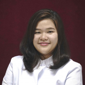 ทันตแพทย์ ศิรยา ศิลปรัสมี