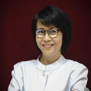 ทันตแพทย์ ศิริรัตน์ พิทยรังสกฤษฏ์