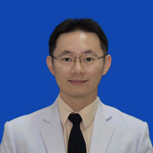 นายแพทย์ กมล โฆษิตรังสิกุล