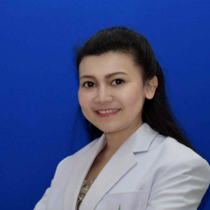แพทย์หญิง ชญานิศ ติณโสภารัตน์