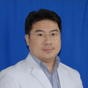 นายแพทย์ ธนา เหล่าปิยะสกุล