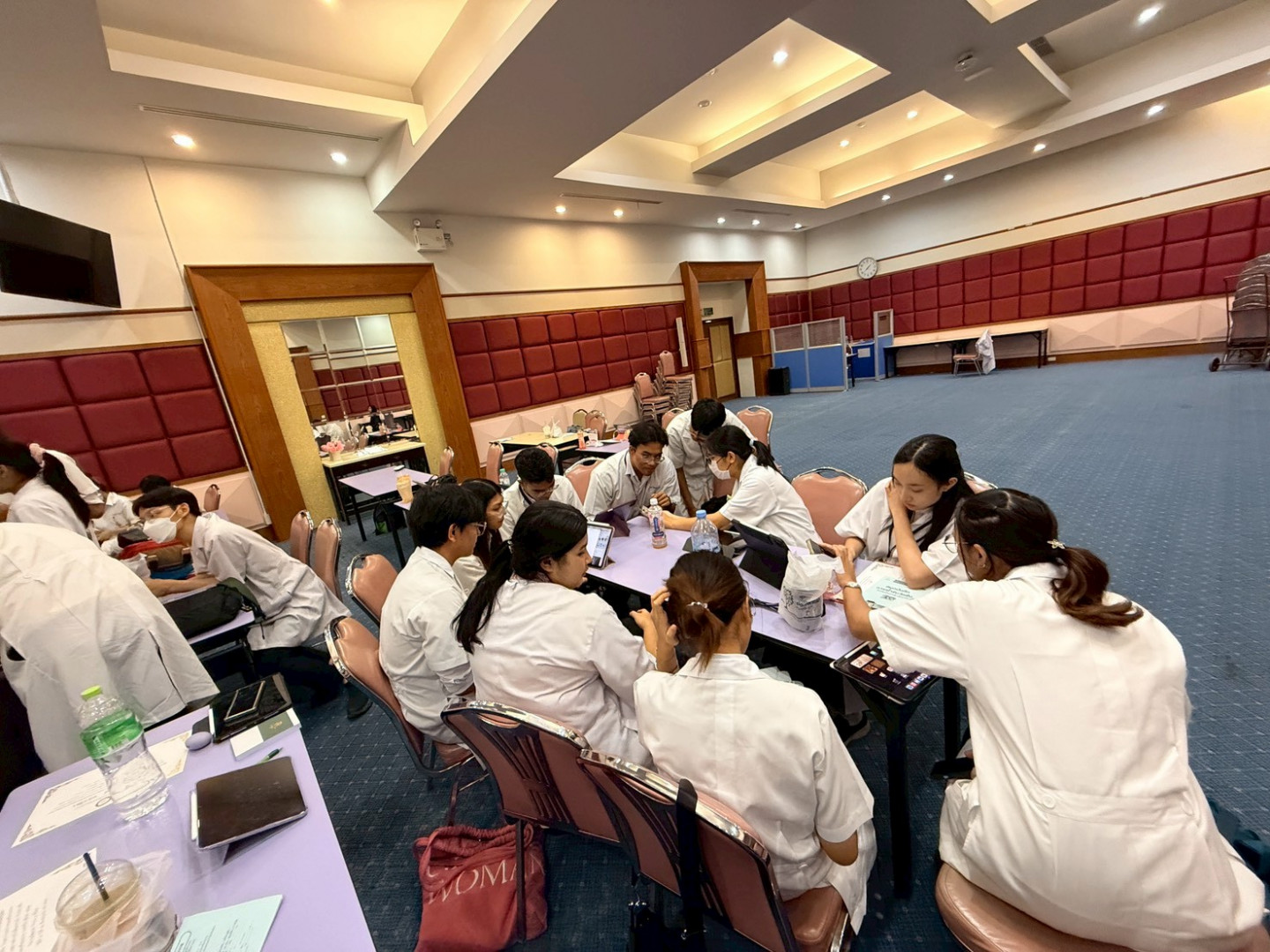 ภาพที่ 44