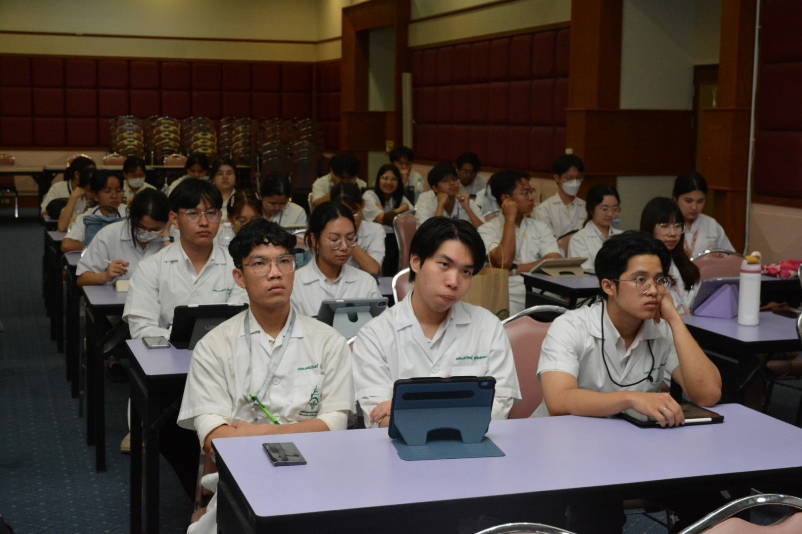 ภาพที่ 16
